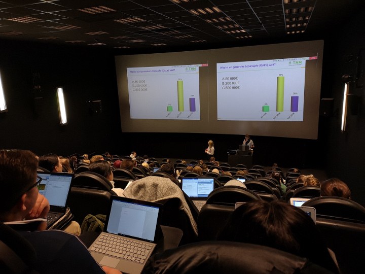 2019-07-19_maulbecker-armstrong-kamutzki-erl_Audience-Res-b.jpg