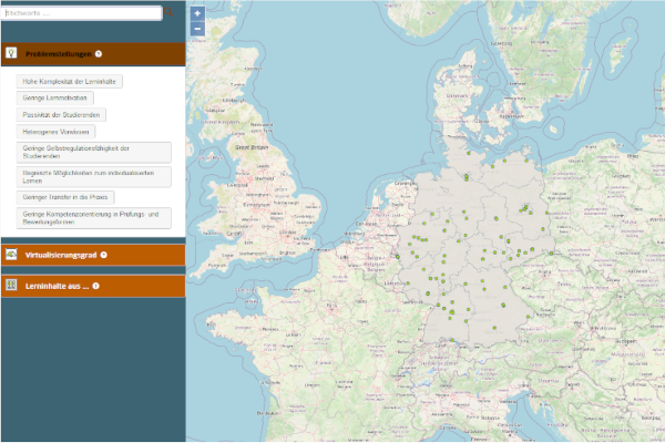 Screenshot der Webseite der "Digital Learning Map". Rechts ist die Karte von Deutschland zu sehen. Markiert sind hier die Hochschulen, die bereits ein Beispiel eingereicht haben, bzw. deren Standorte. Links sind die Kategorien (z. B. Problemstellungen) aufgelistet, anhand derer man die Beispiele durchsuchen kann. Link führt zur Digital Learning Map.