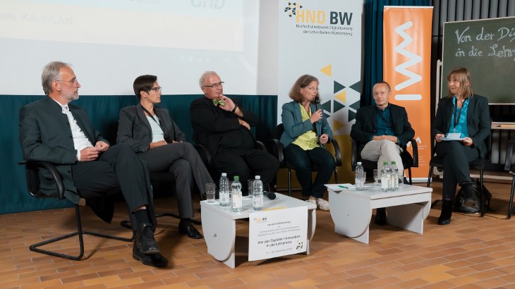 2018_HNDBW-Konf_Podiumsdiskussion730.jpg Bildbeschreibung (1 - 3 Wörter)