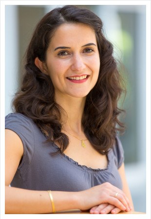 nadiabluethmann.jpg