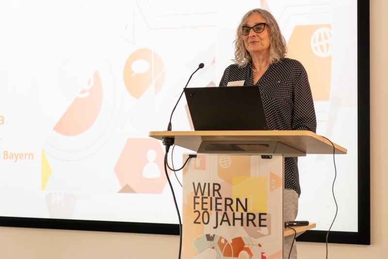 09_iwm_e-teaching.org_jubilaeum_20jahre_2023-06-15.jpg