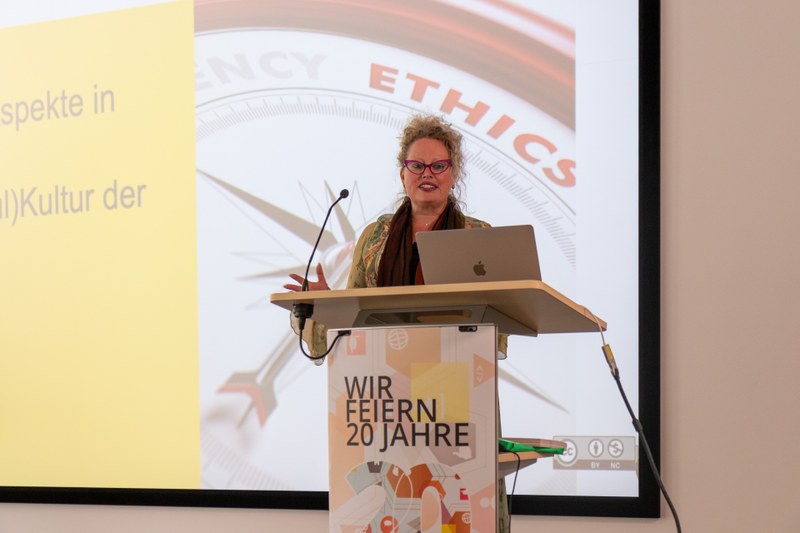 15_iwm_e-teaching.org_jubilaeum_20jahre_2023-06-15.jpg