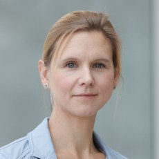 Julia-Sommer.jpg